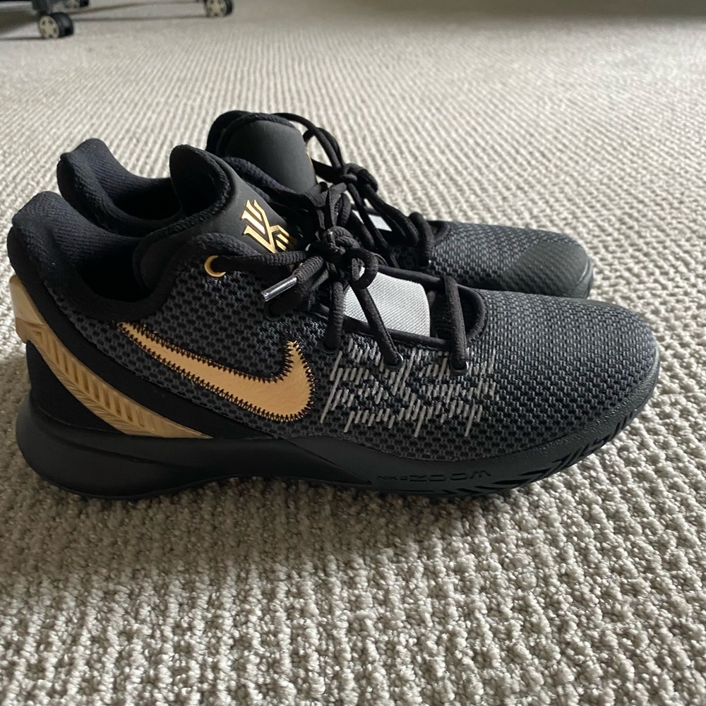 Men’s Nike basketball shoes